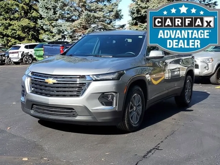 2023 Chevrolet Traverse Leather photo 1