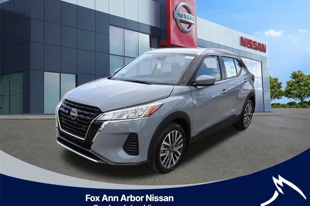 2024 Nissan Kicks SV photo 1