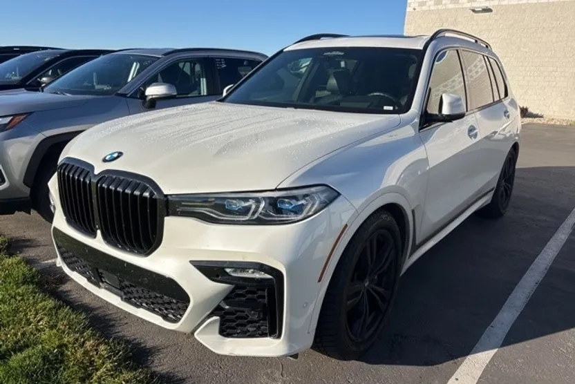 2020 Bmw X7 M50i photo 1