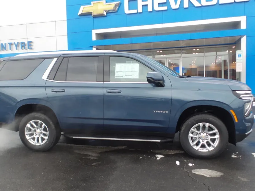 2025 Chevrolet Tahoe LS photo 1