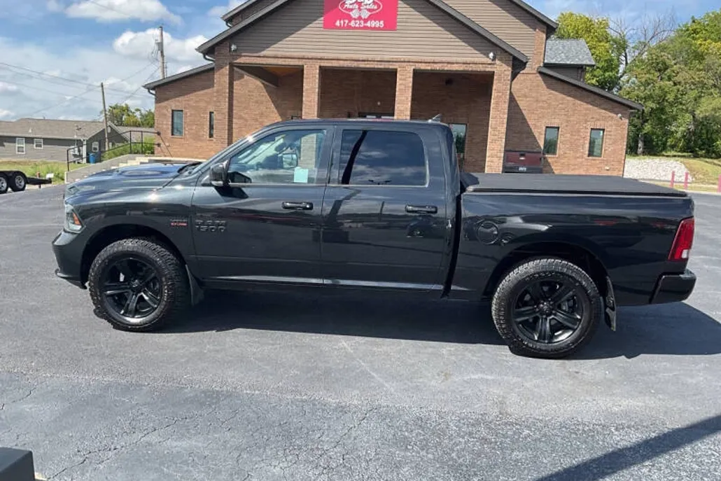 2015 Ram 1500 Sport photo 1