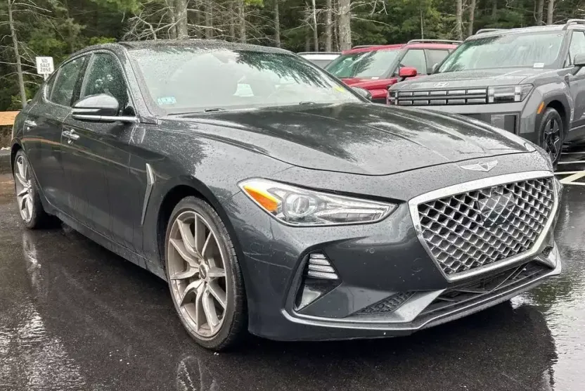 2021 Genesis G70 3.3T photo 1