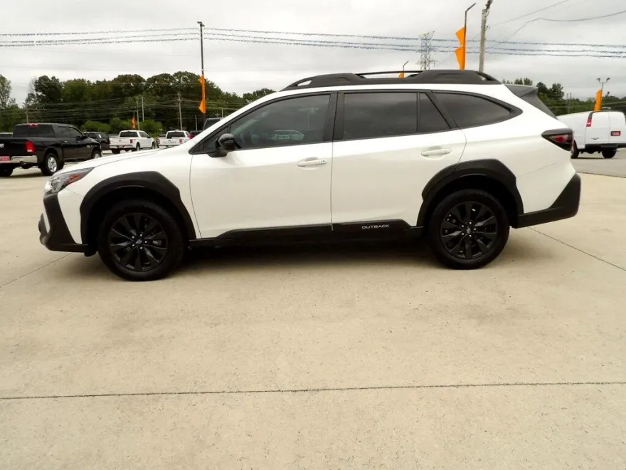 2024 Subaru Outback Onyx Edition XT photo 1