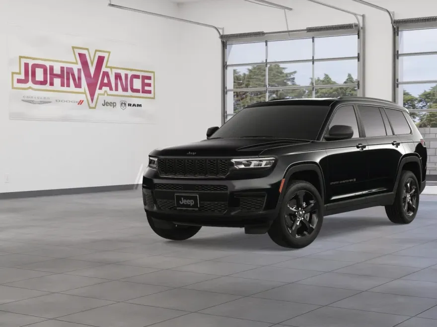 2025 Jeep Grand Cherokee Altitude photo 1