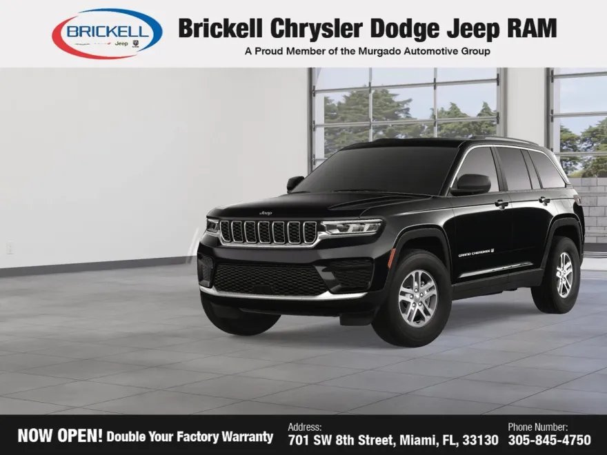 2025 Jeep Cherokee Laredo photo 1