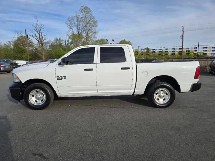 2022 Ram 1500 Classic Tradesman photo 1
