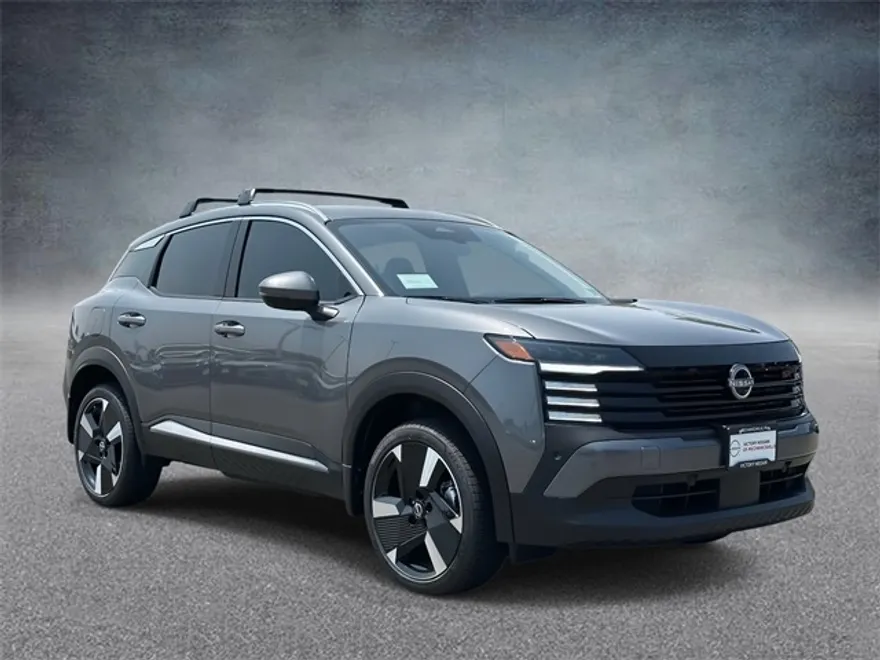 2025 Nissan Kicks SR photo 1