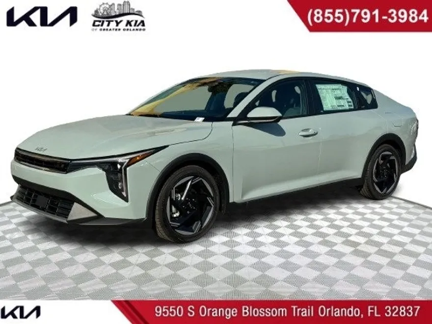 2025 Kia K4 EX photo 1