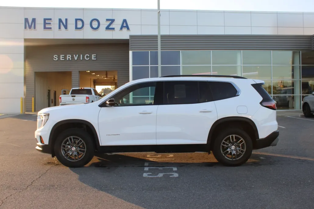 2025 Gmc Acadia Elevation photo 1