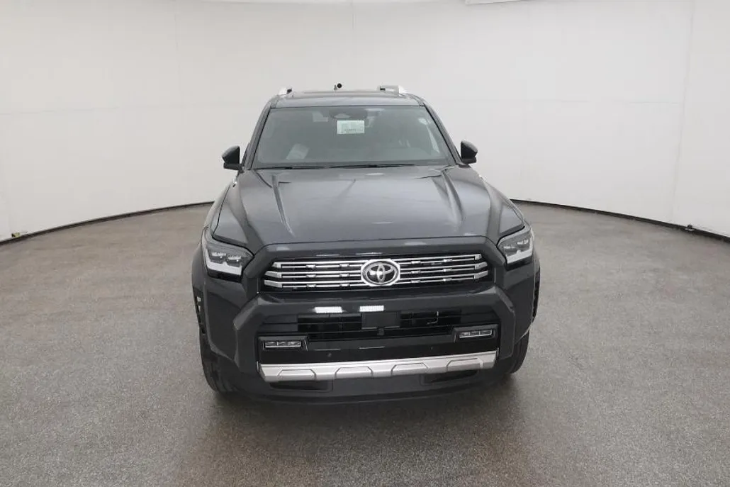 2025 Toyota 4Runner Limited photo 1
