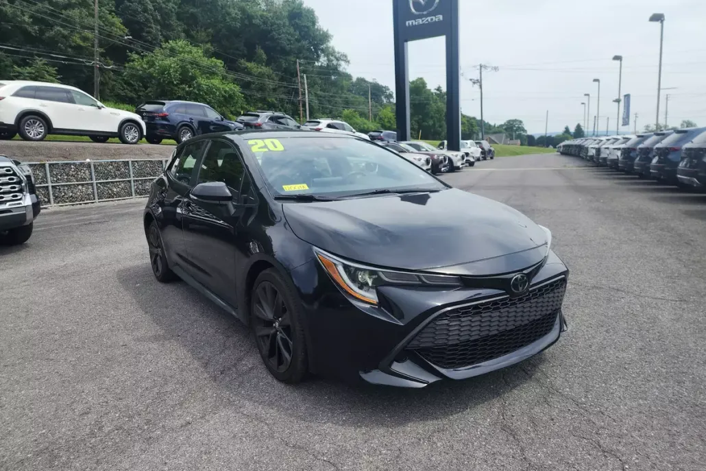2020 Toyota Corolla SE photo 1