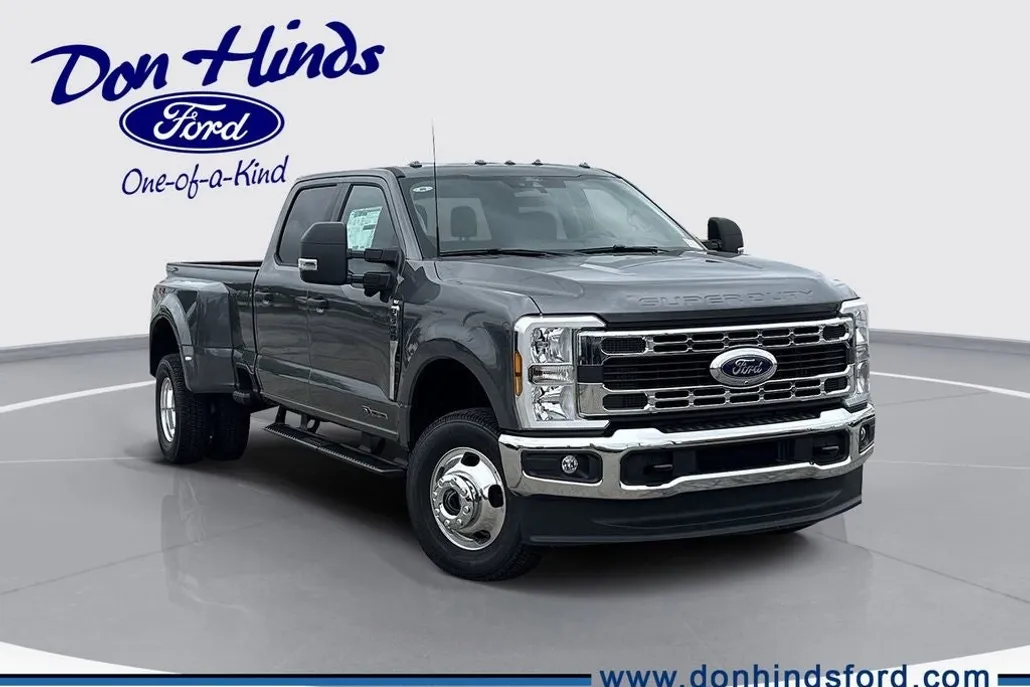 2026 Ford F-350 XLT photo 1