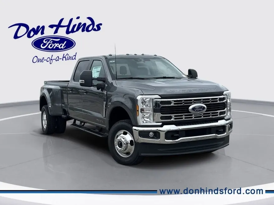 2026 Ford F-350 XLT photo 1