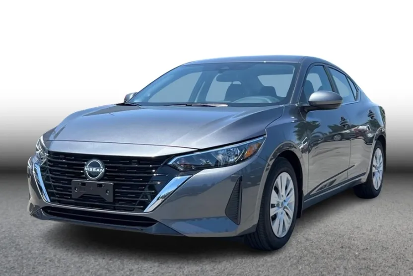 2025 Nissan Sentra photo 1