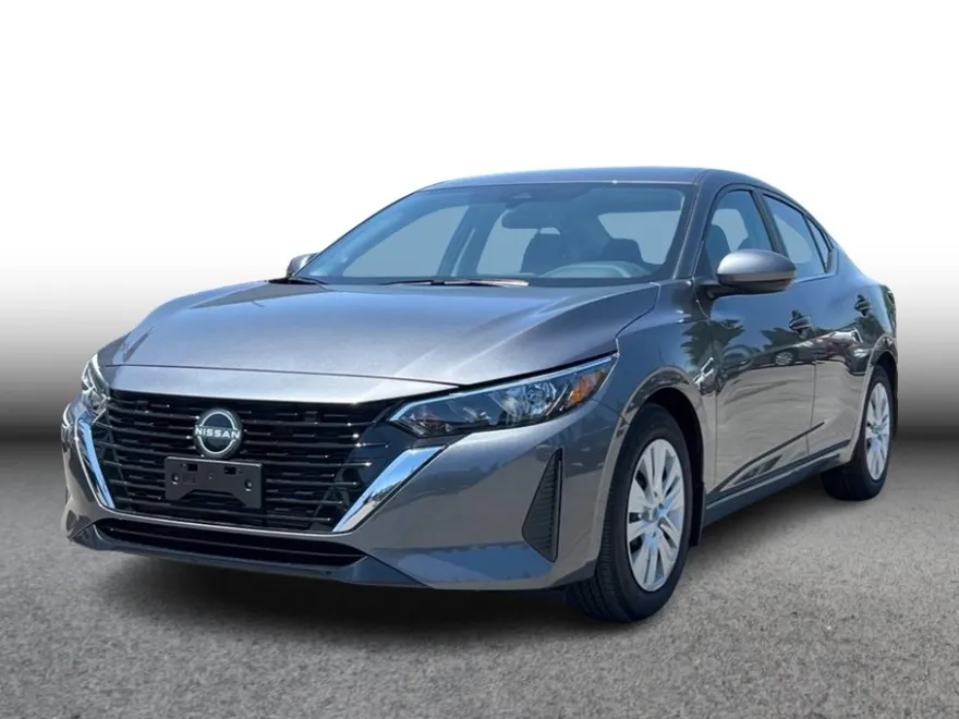 2025 Nissan Sentra photo 1