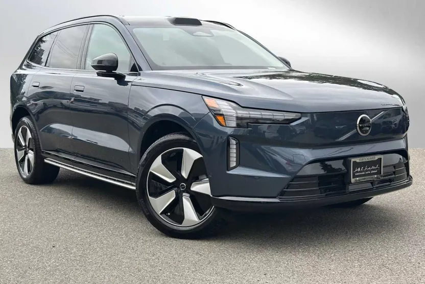 2025 Volvo EX90 Twin Motor Plus photo 1
