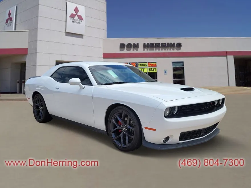 2023 Dodge Challenger GT photo 1