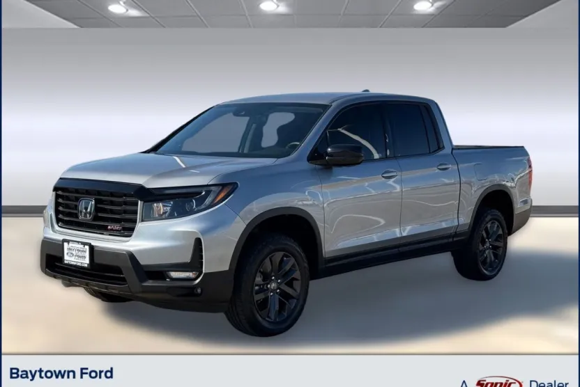 2023 Honda Ridgeline Sport photo 1