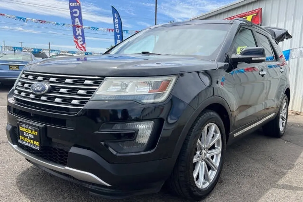 2016 Ford Explorer Limited photo 1