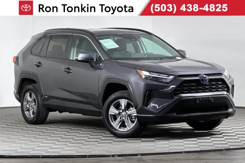 2022 Toyota RAV4 Hybrid XLE photo 1