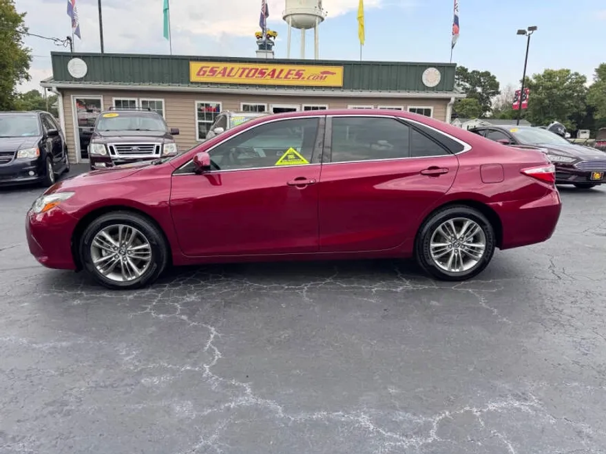 2017 Toyota Camry XLE XSE photo 1