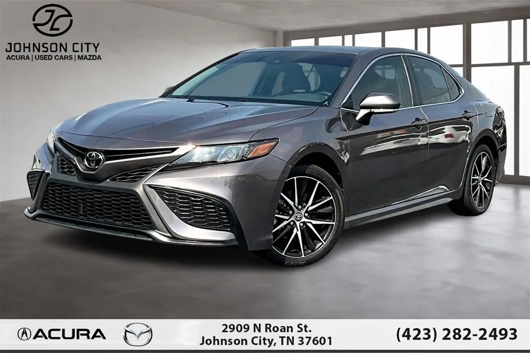 2024 Toyota Camry SE photo 1