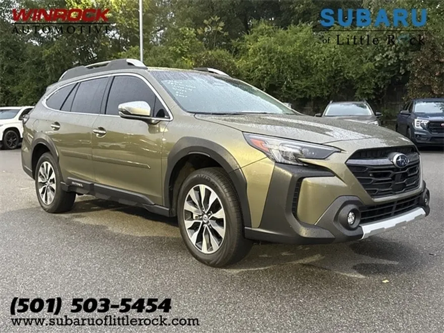 2023 Subaru Outback Touring photo 1