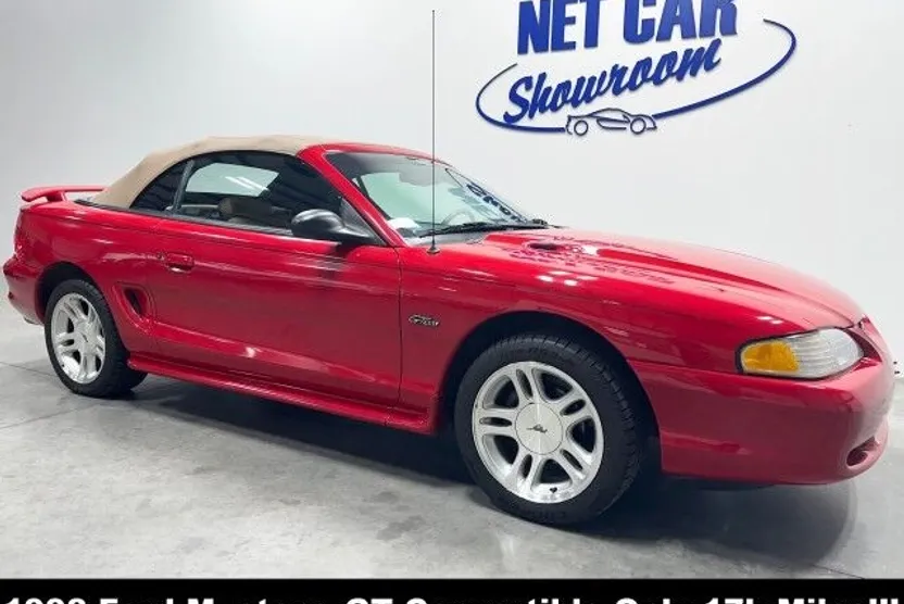 1998 Ford Mustang GT photo 1