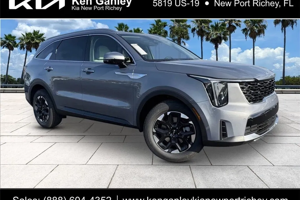 2025 Kia Sorento S photo 1