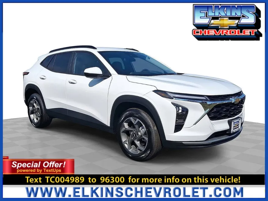 2026 Chevrolet Trax LT photo 1