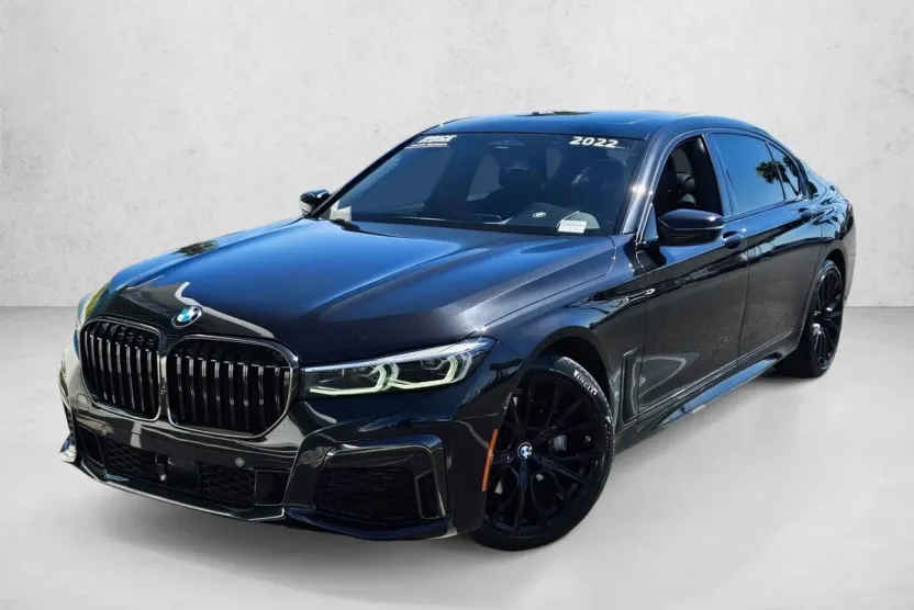 2022 Bmw 740i photo 1
