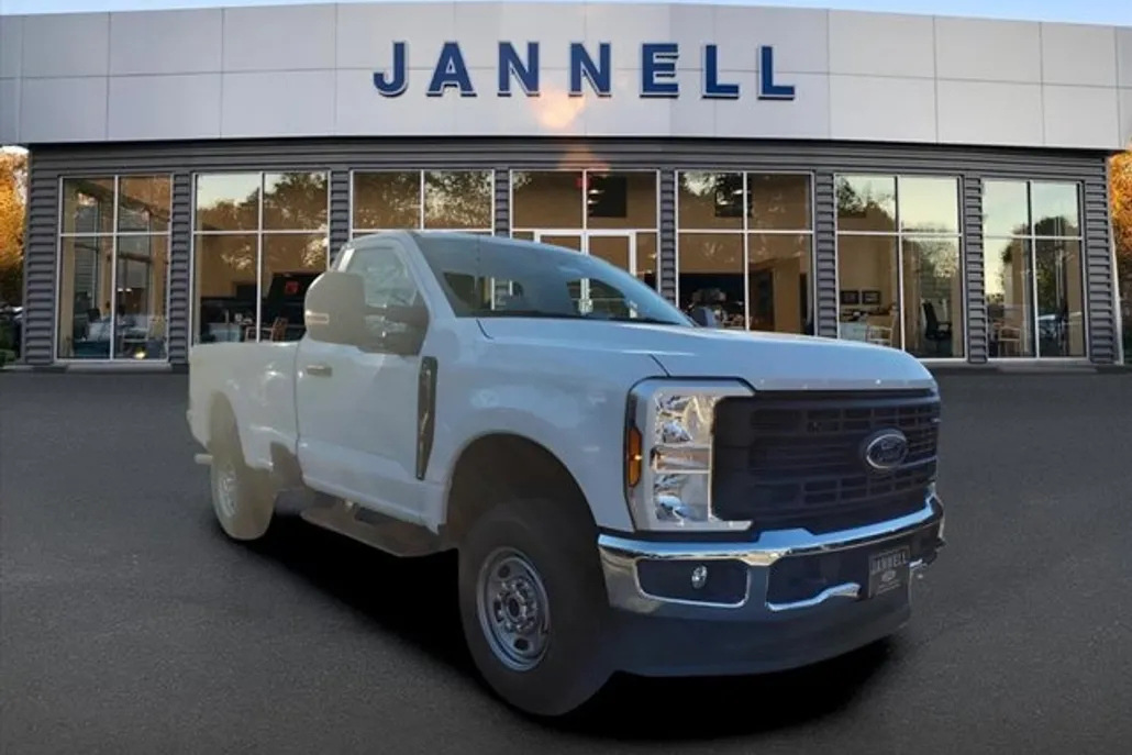 2025 Ford F-250 XL photo 1