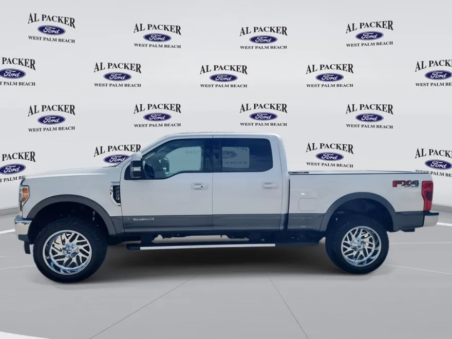2019 Ford F-250 Lariat photo 1