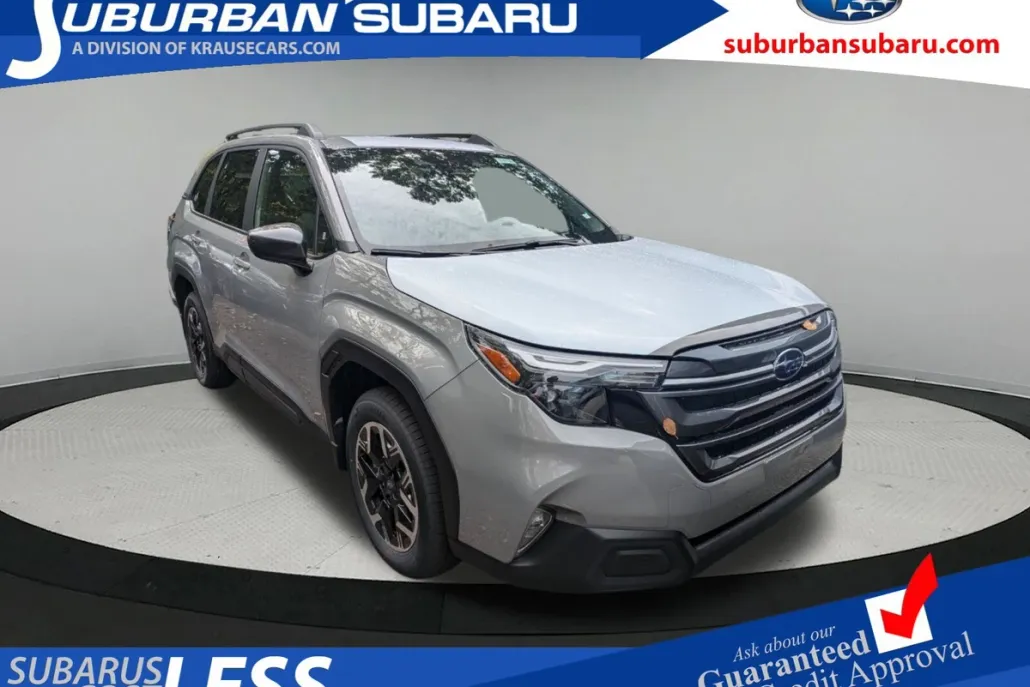 2025 Subaru Forester Premium photo 1