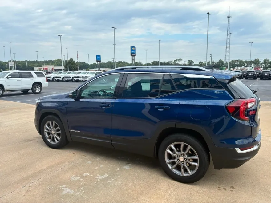 2023 Gmc Terrain SLT photo 1