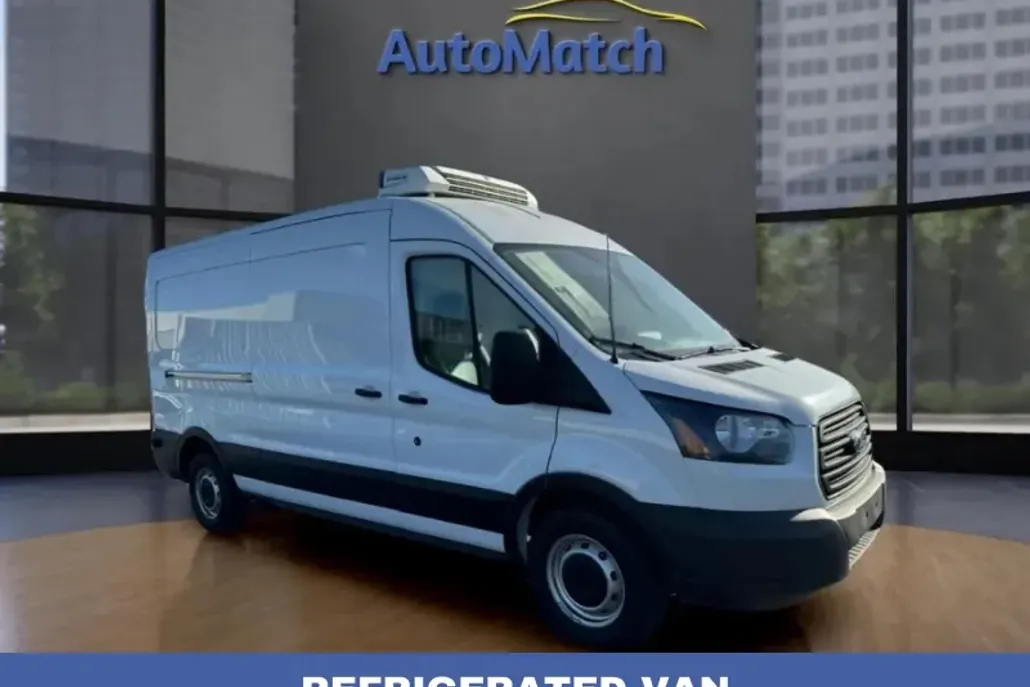 2019 Ford Transit Van photo 1