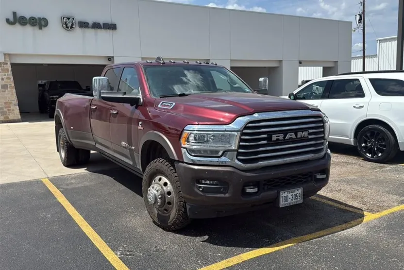 2019 Ram 3500 Longhorn photo 1