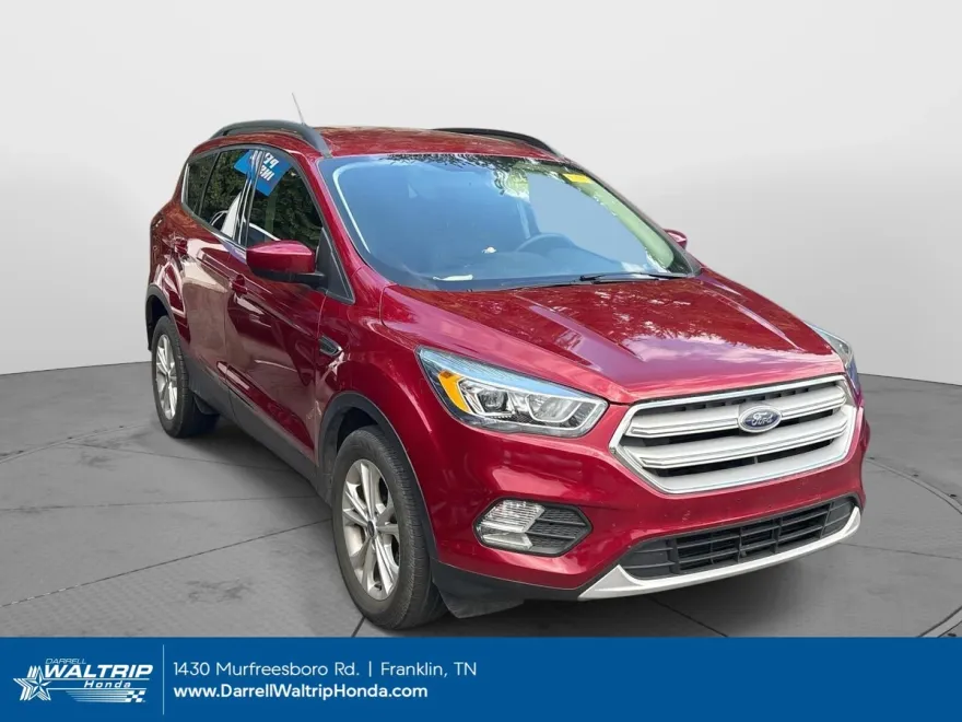 2019 Ford Escape SEL photo 1