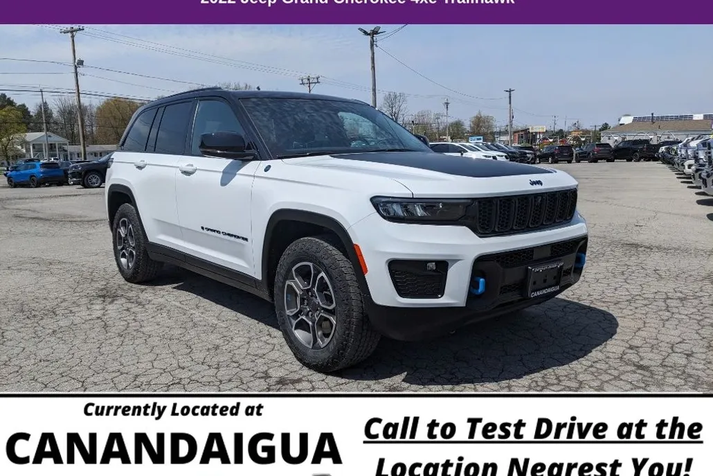 2022 Jeep Cherokee Trailhawk 4xe photo 1