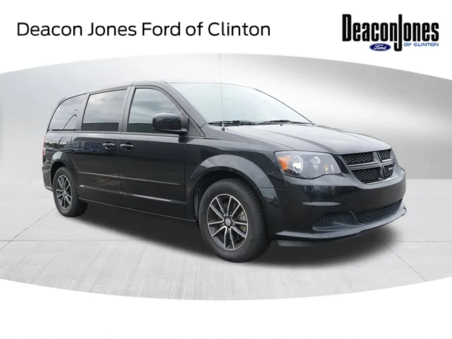 2016 Dodge Grand Caravan SE Plus photo 1