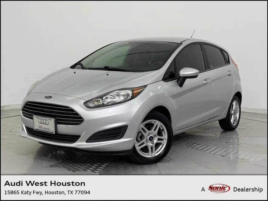 2019 Ford Fiesta SE photo 1