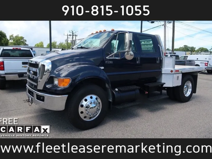 2008 Ford F-750 SuperCab XLT photo 1