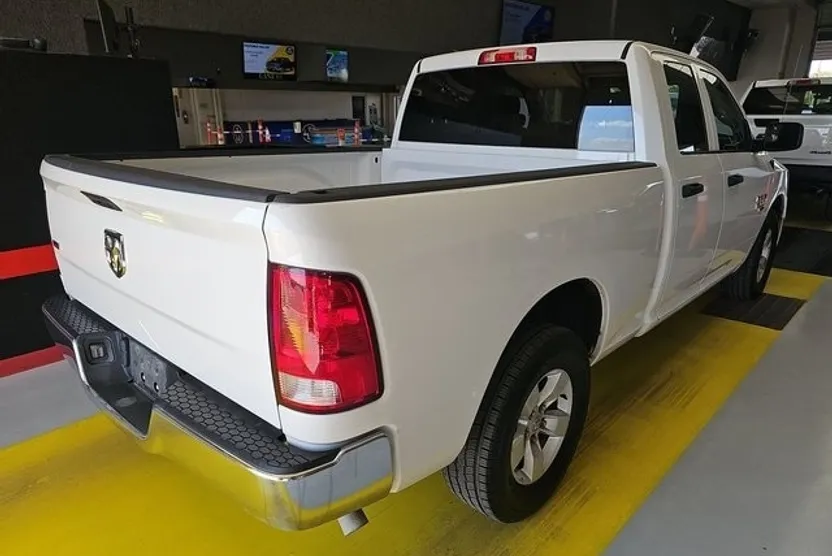2024 Ram 1500 Classic SLT photo 1