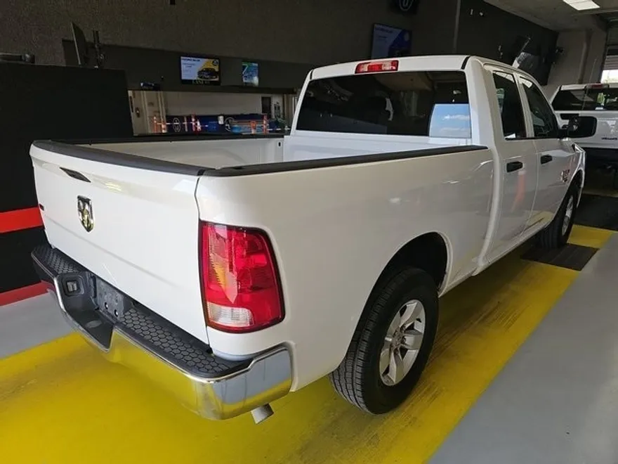 2024 Ram 1500 Classic SLT photo 1
