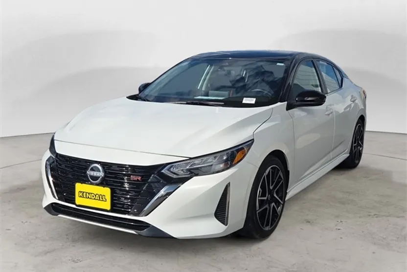 2024 Nissan Sentra SR photo 1