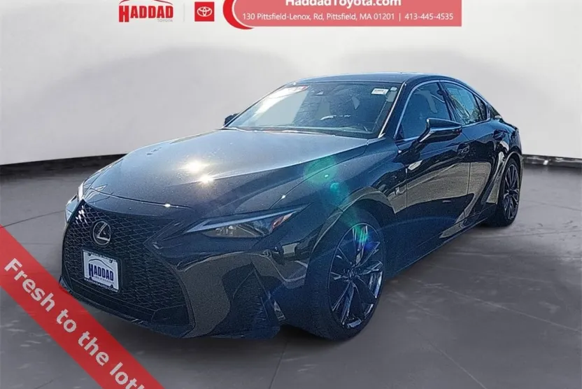 2022 Lexus IS 350 F SPORT photo 1