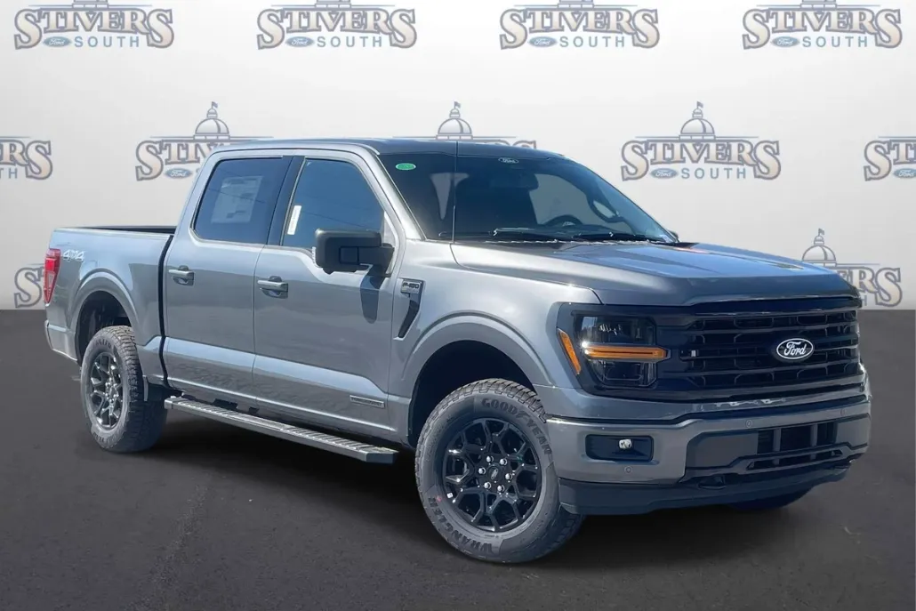 2025 Ford F-150 XLT photo 1