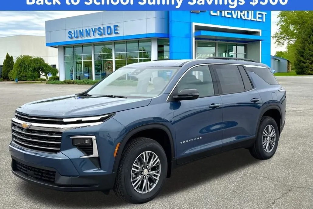 2025 Chevrolet Traverse photo 1