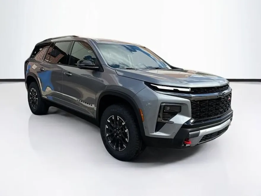 2026 Chevrolet Traverse Z71 photo 1