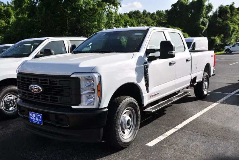 2025 Ford F-350 XL photo 1